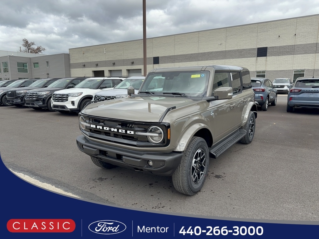 2025 Ford Bronco 4-Door Outer Banks's photo
