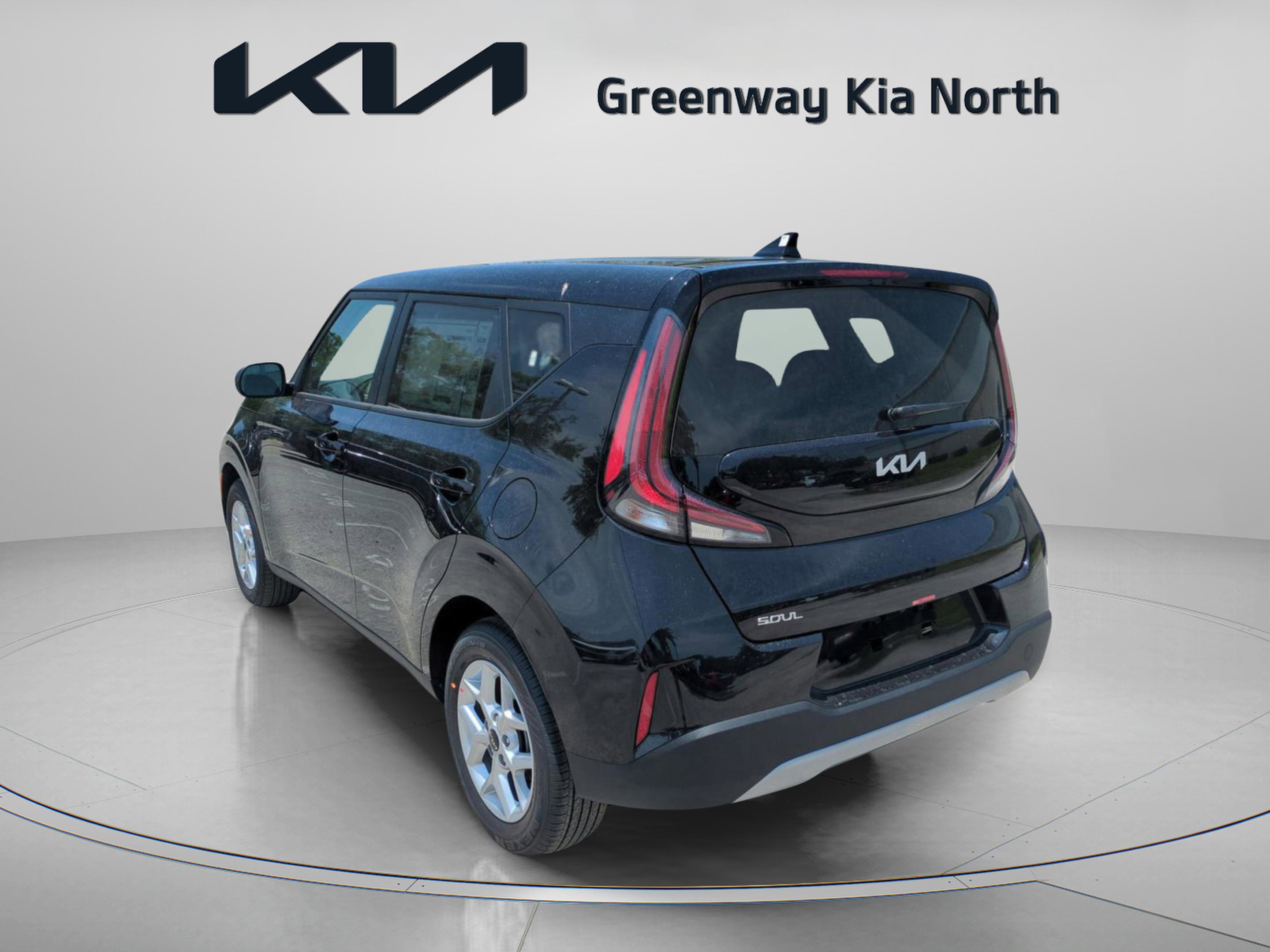 2025 Kia Soul LX photo 5