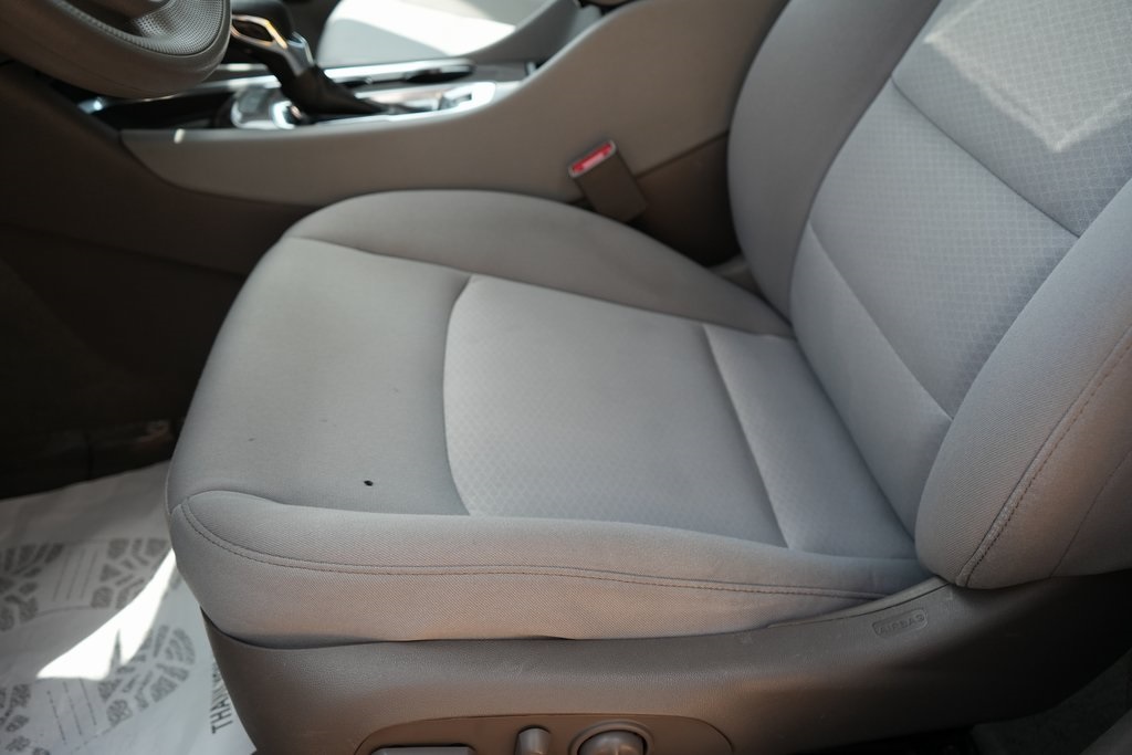 2022 Chevrolet Malibu 1LT photo 17