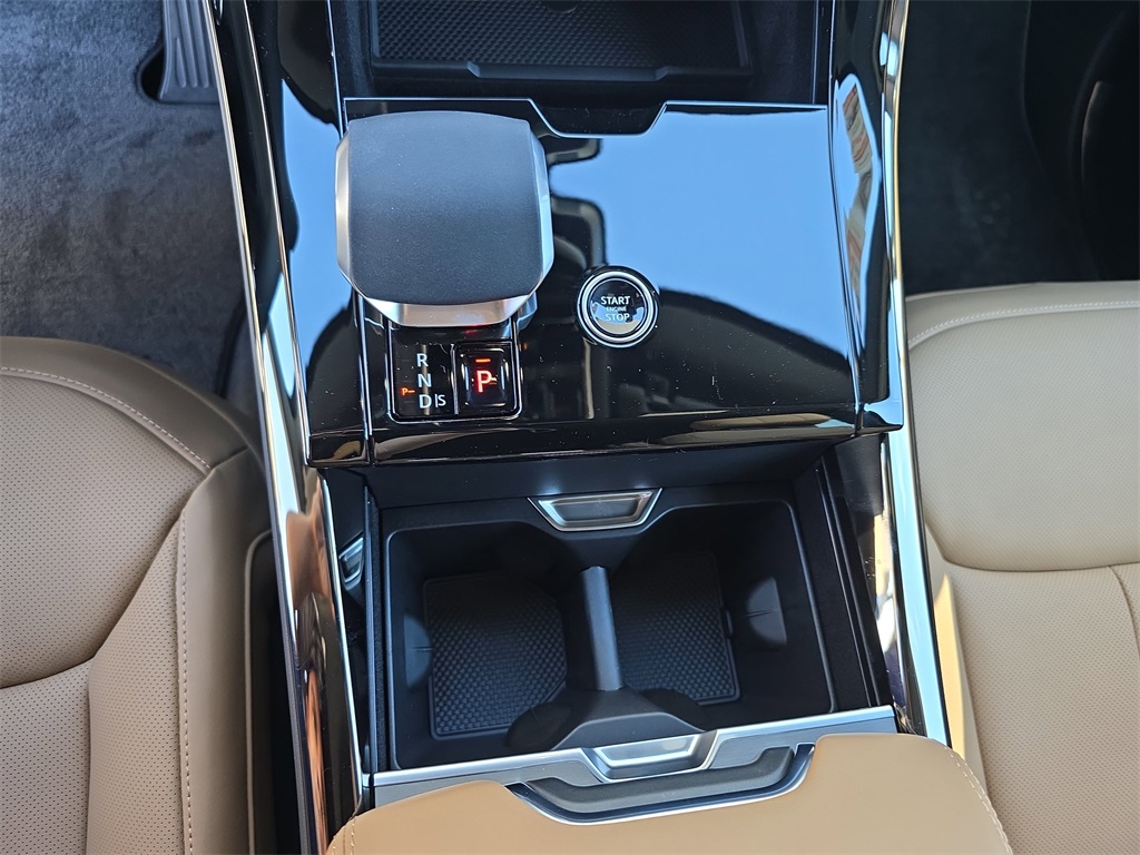 2025 Land Rover Range Rover Sport SE photo 18