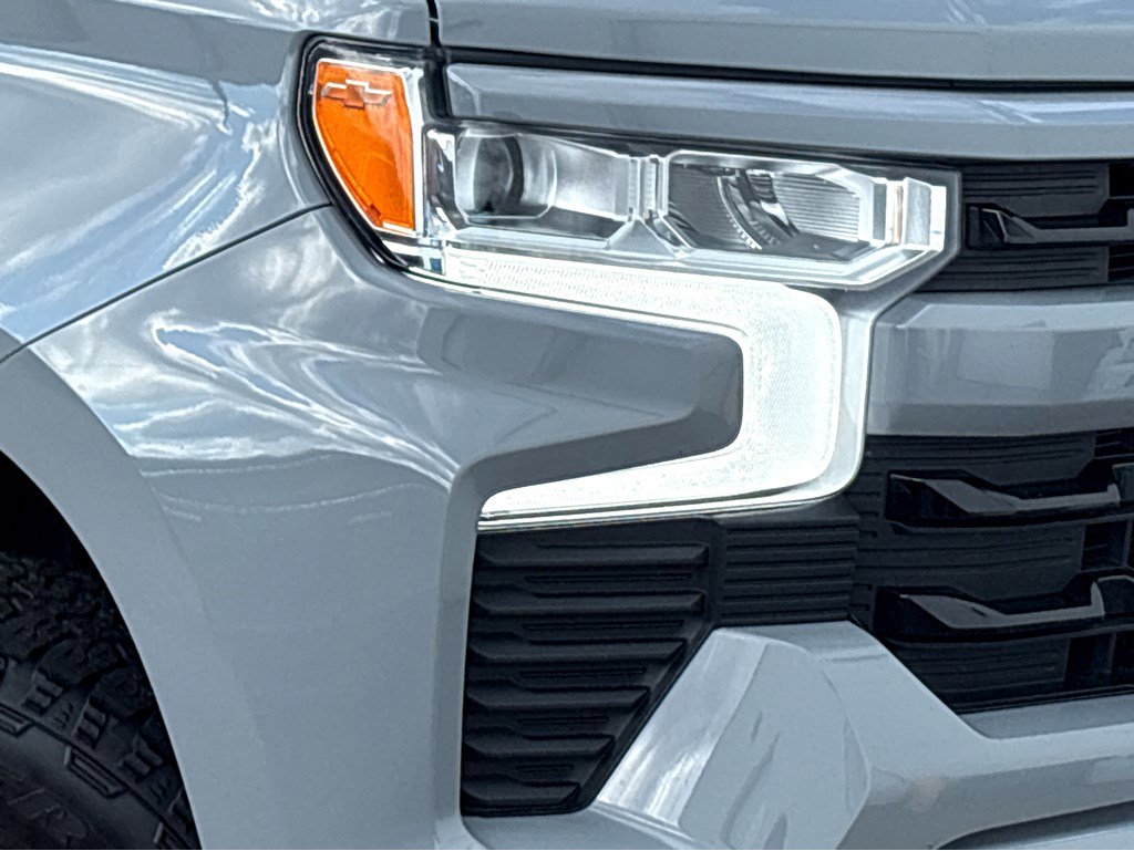 2024 Chevrolet Silverado 1500 RST photo 16