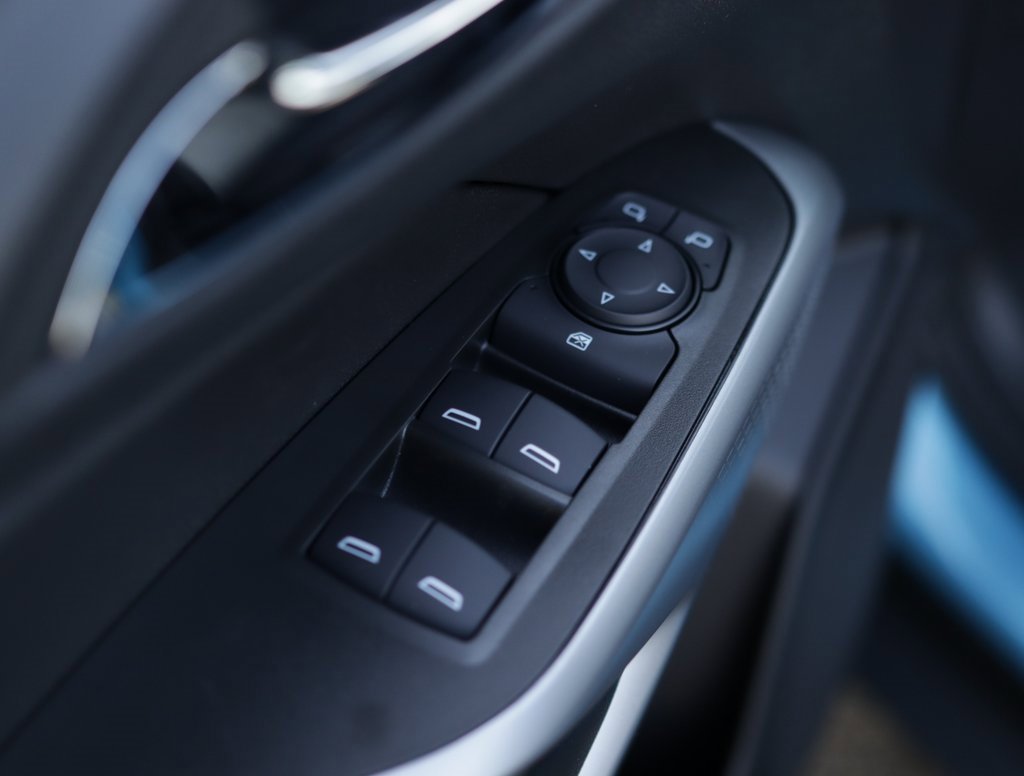 2025 Chevrolet Trax photo 20