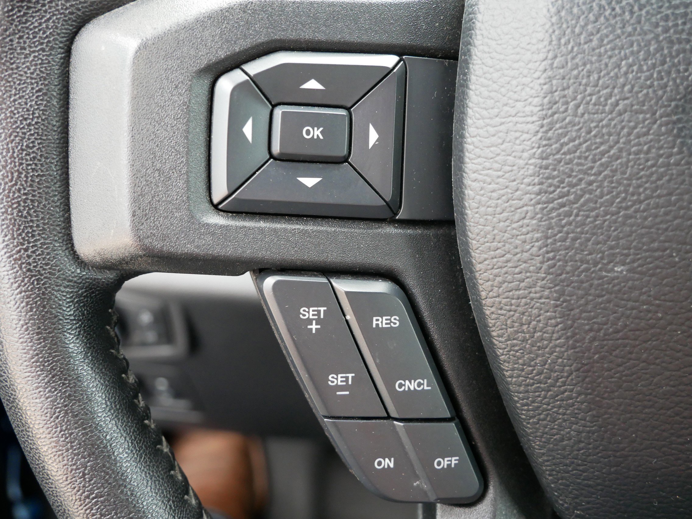 2019 Ford F-150 XLT photo 18
