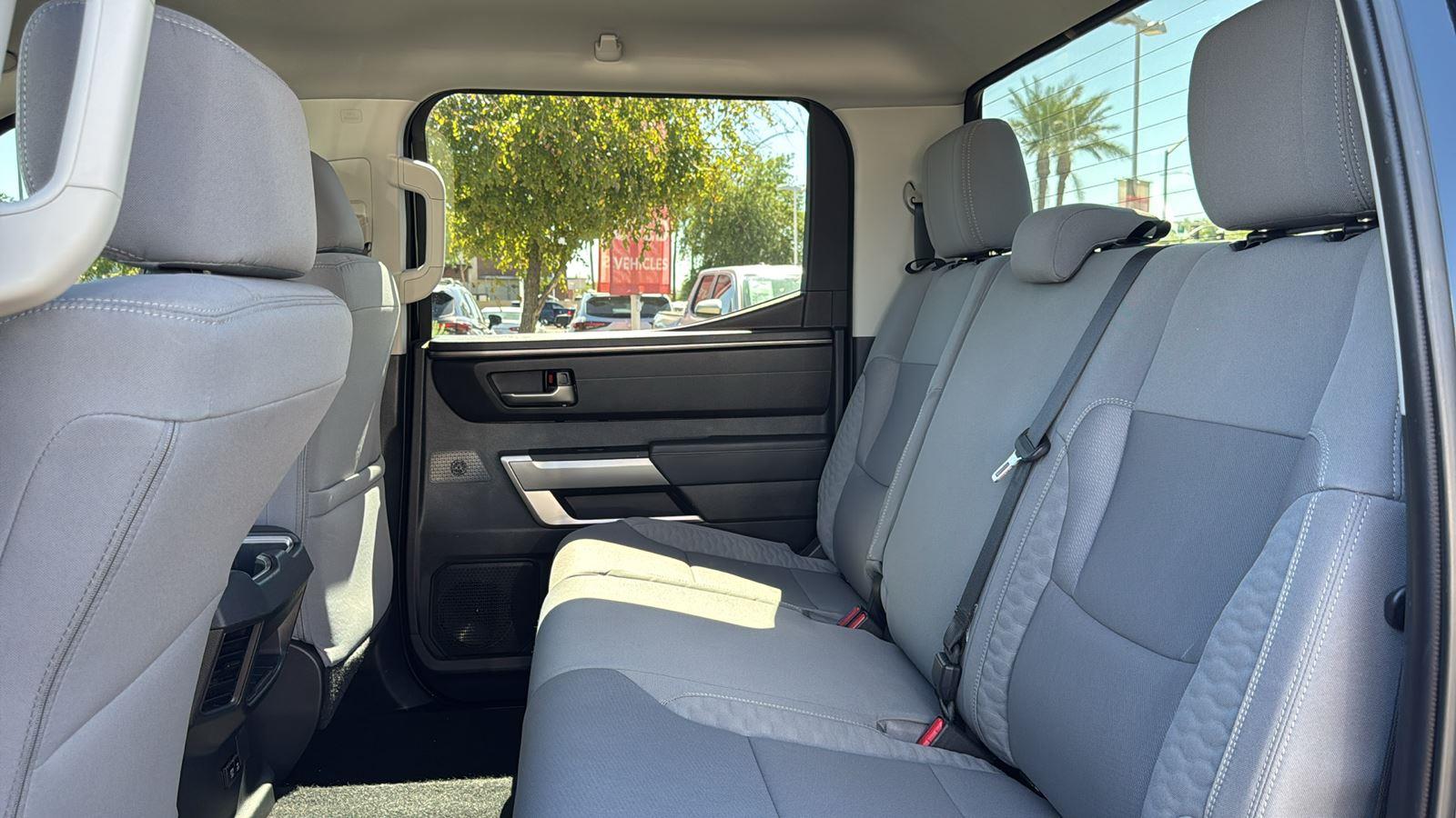 2024 Toyota Tundra SR5 CrewMax photo 24