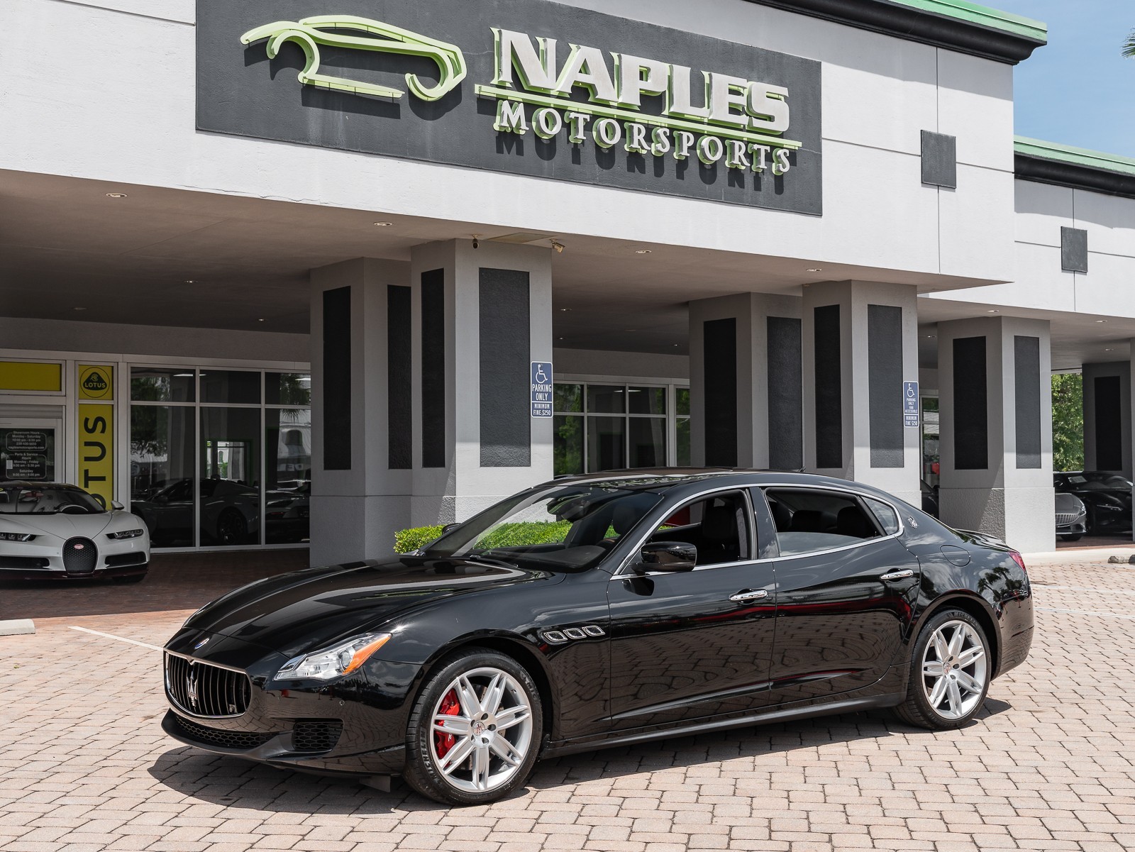2014 Maserati Quattroporte GTS photo 20