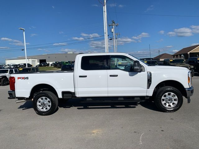 2024 Ford F-350 photo 8