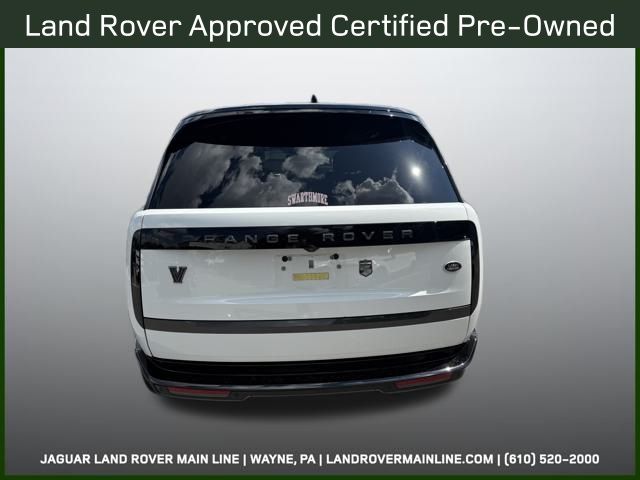 2023 Land Rover Range Rover SE photo 4