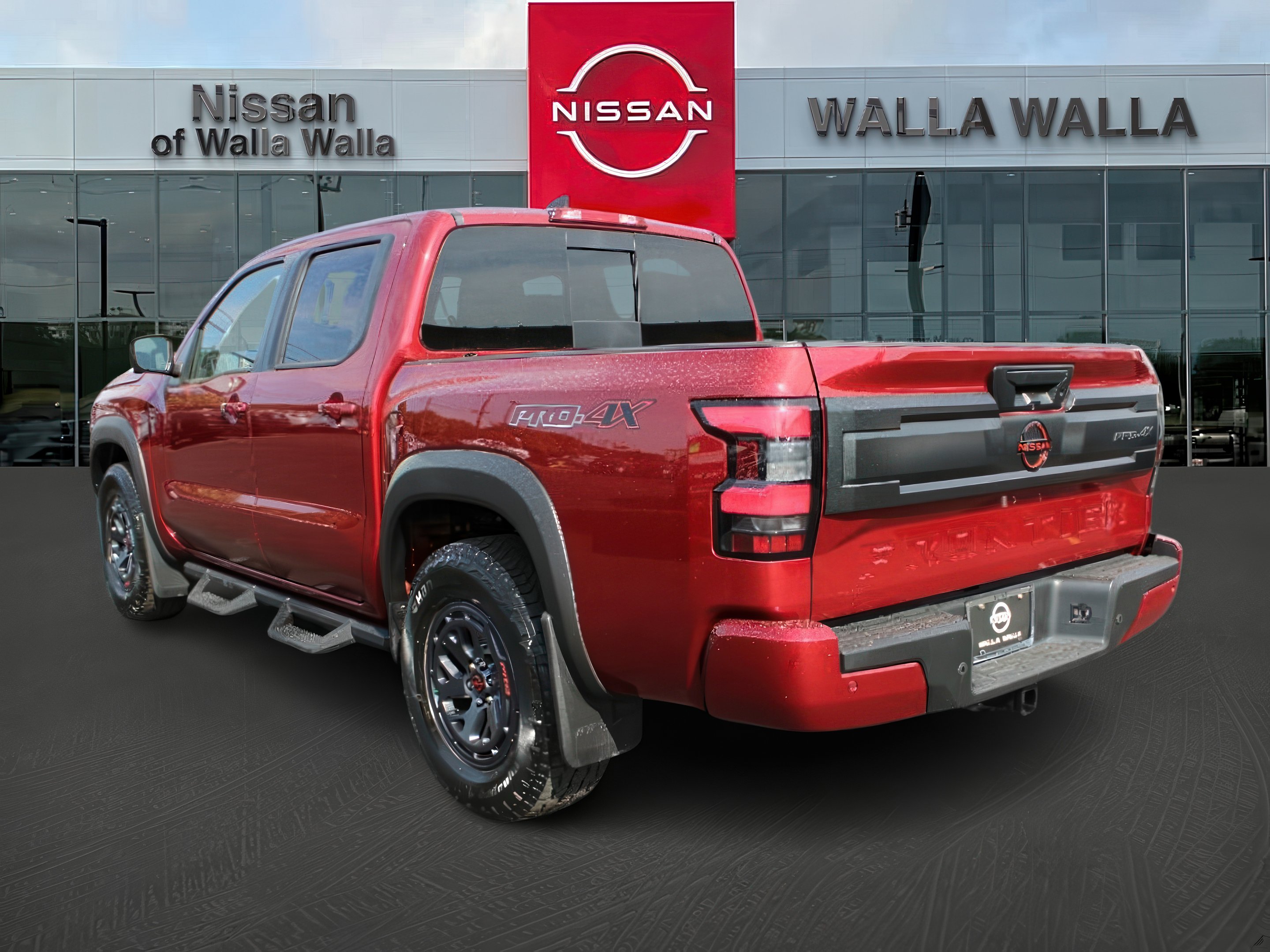 2025 Nissan Frontier PRO-4X photo 5