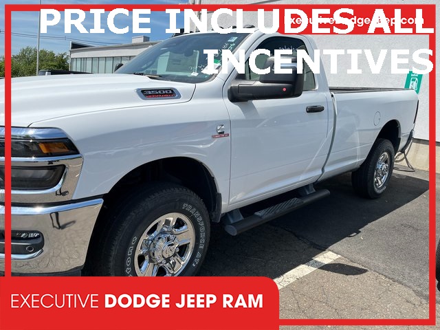 2025 Ram 3500 Tradesman photo 2