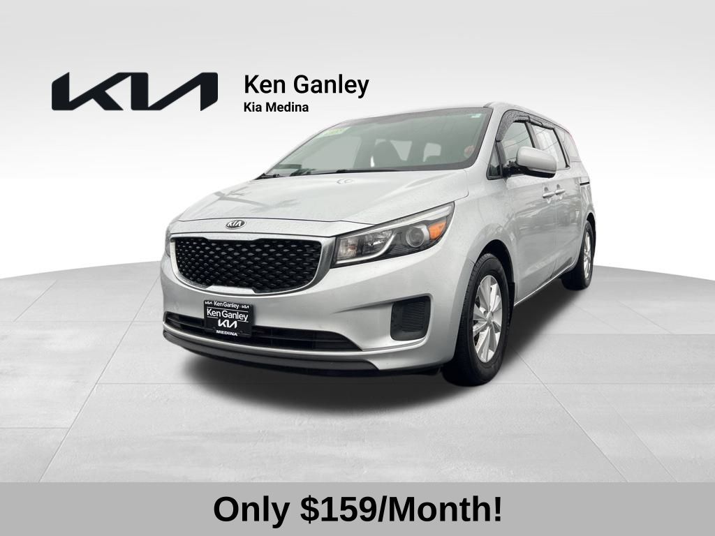 2017 Kia Sedona L's photo