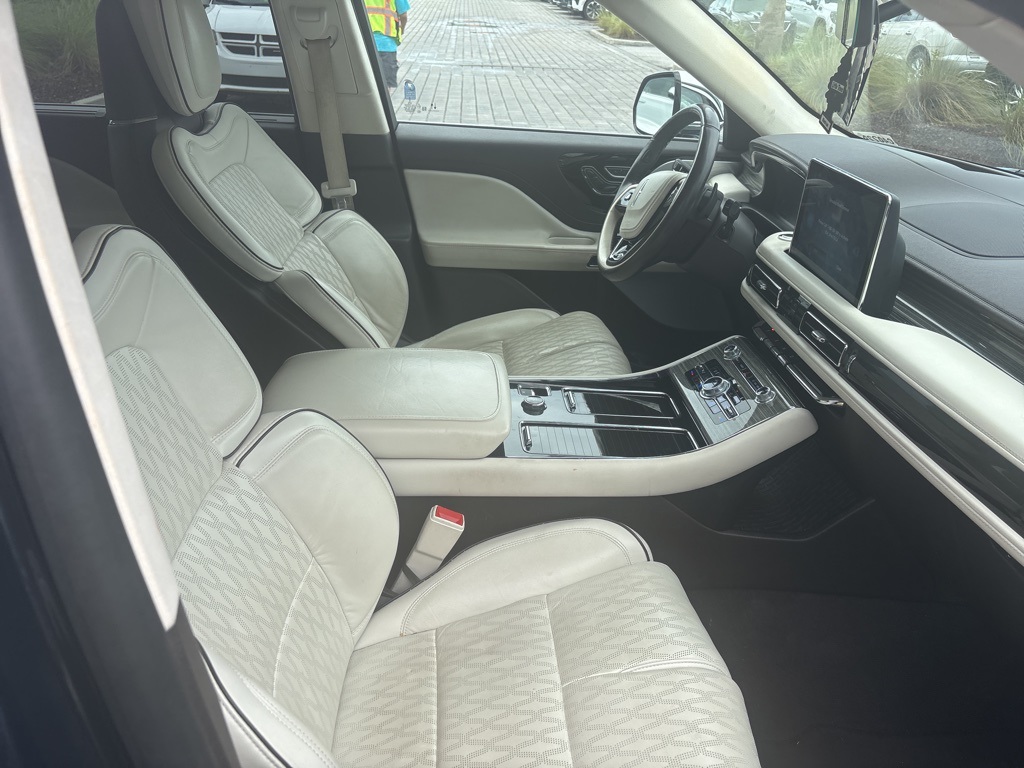 2021 Lincoln Aviator Black Label photo 18