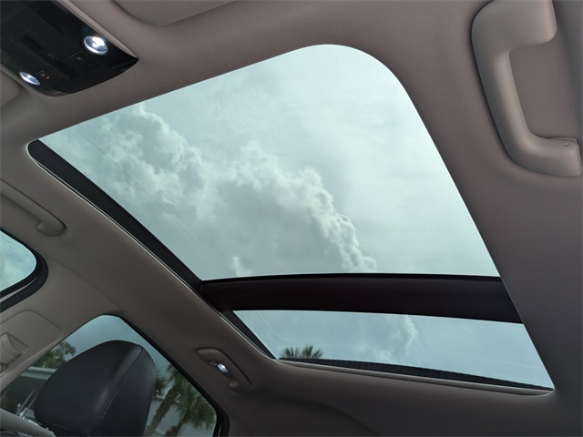 2023 Kia K5 EX photo 19