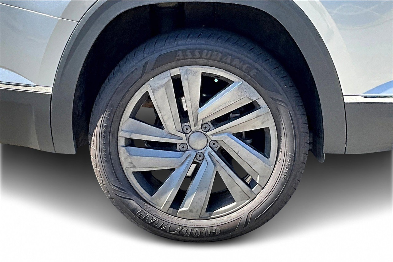 2021 Volkswagen Atlas SEL photo 33