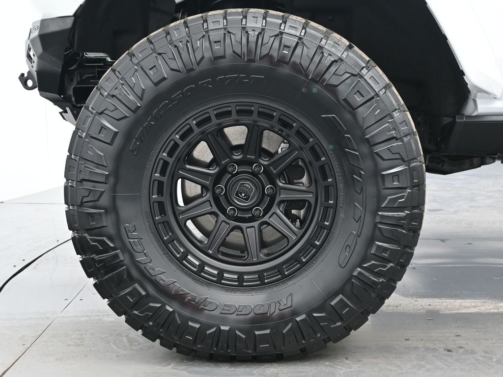 2024 Ford Bronco Raptor photo 19