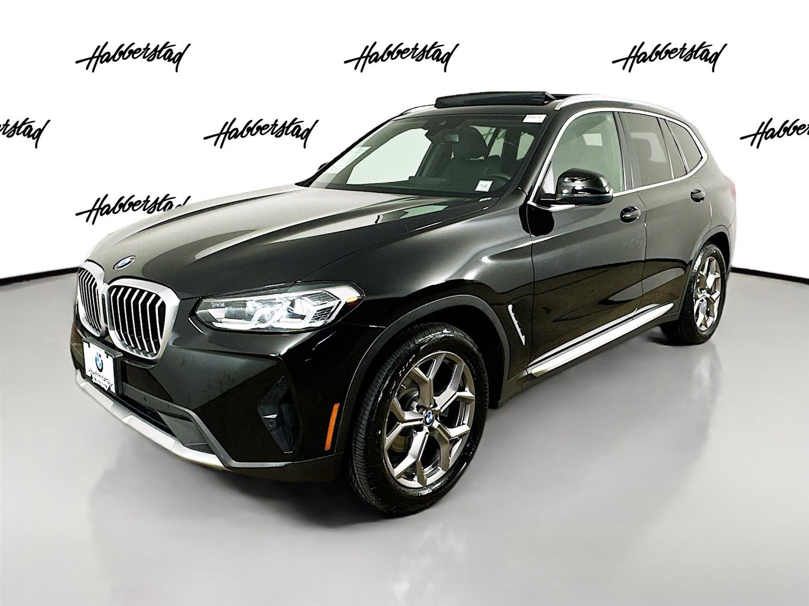 Used 2022 Jet Black BMW xDrive30i image 1