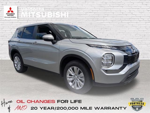 2025 Mitsubishi Outlander ES