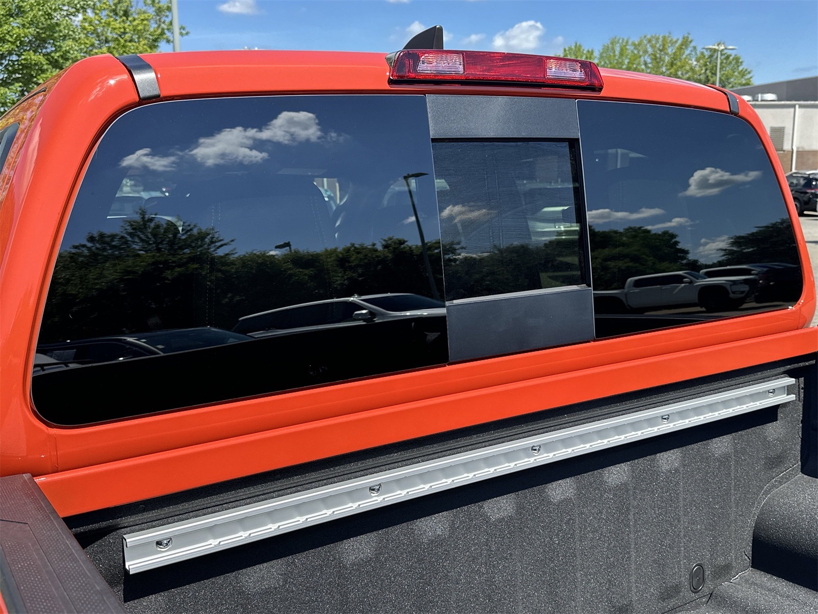 2025 Nissan Frontier PRO-4X photo 24