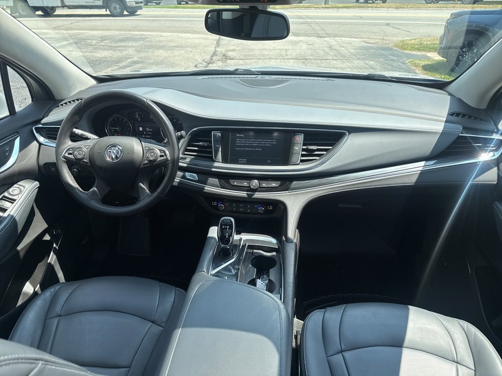 2021 Buick Enclave Essence photo 24