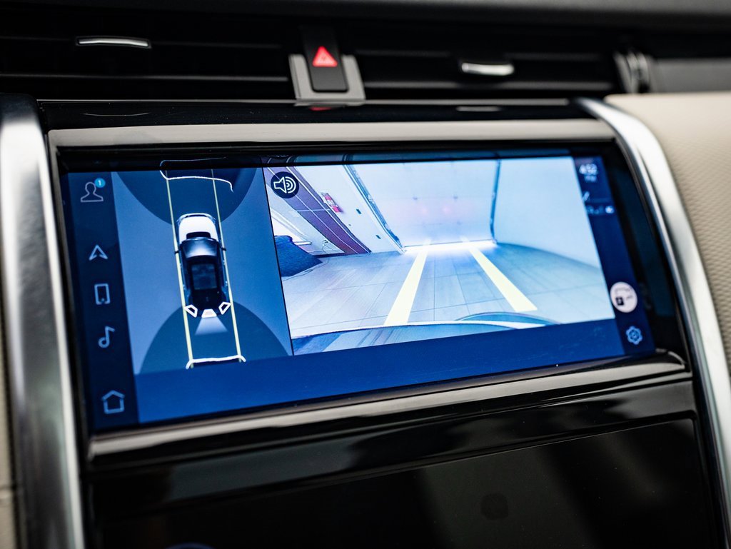 2022 Land Rover Discovery Sport SE R-Dynamic photo 29