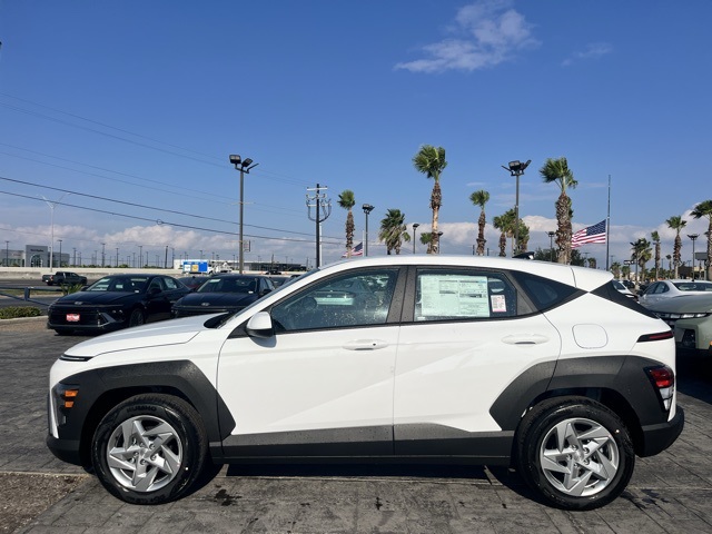 2026 Hyundai Kona SE photo 4