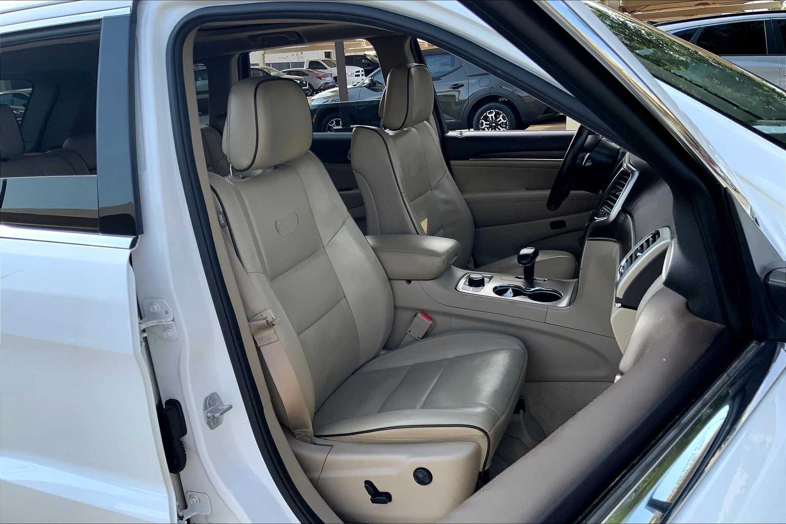2015 Jeep Grand Cherokee Overland photo 5