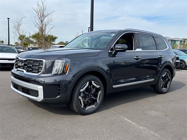 2025 Kia Telluride S photo 2