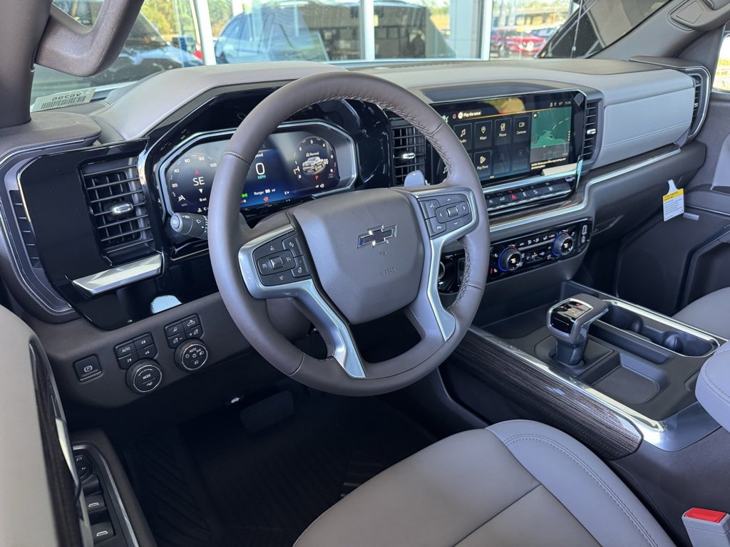 2026 Chevrolet Silverado 1500 RST photo 3