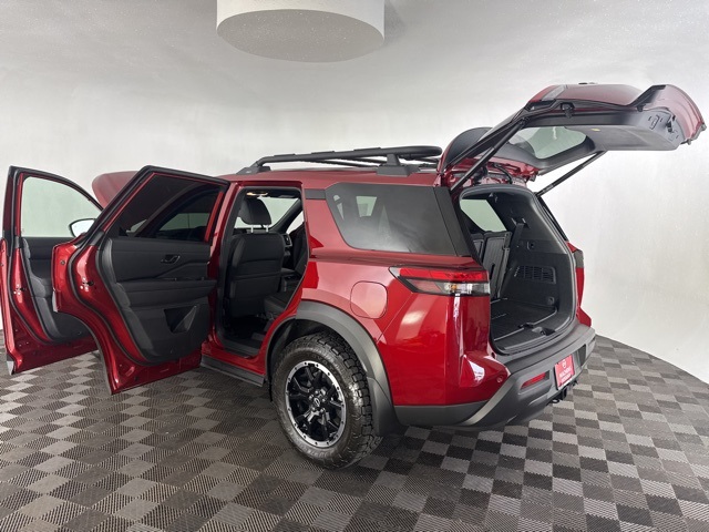 2025 Nissan Pathfinder Rock Creek photo 13