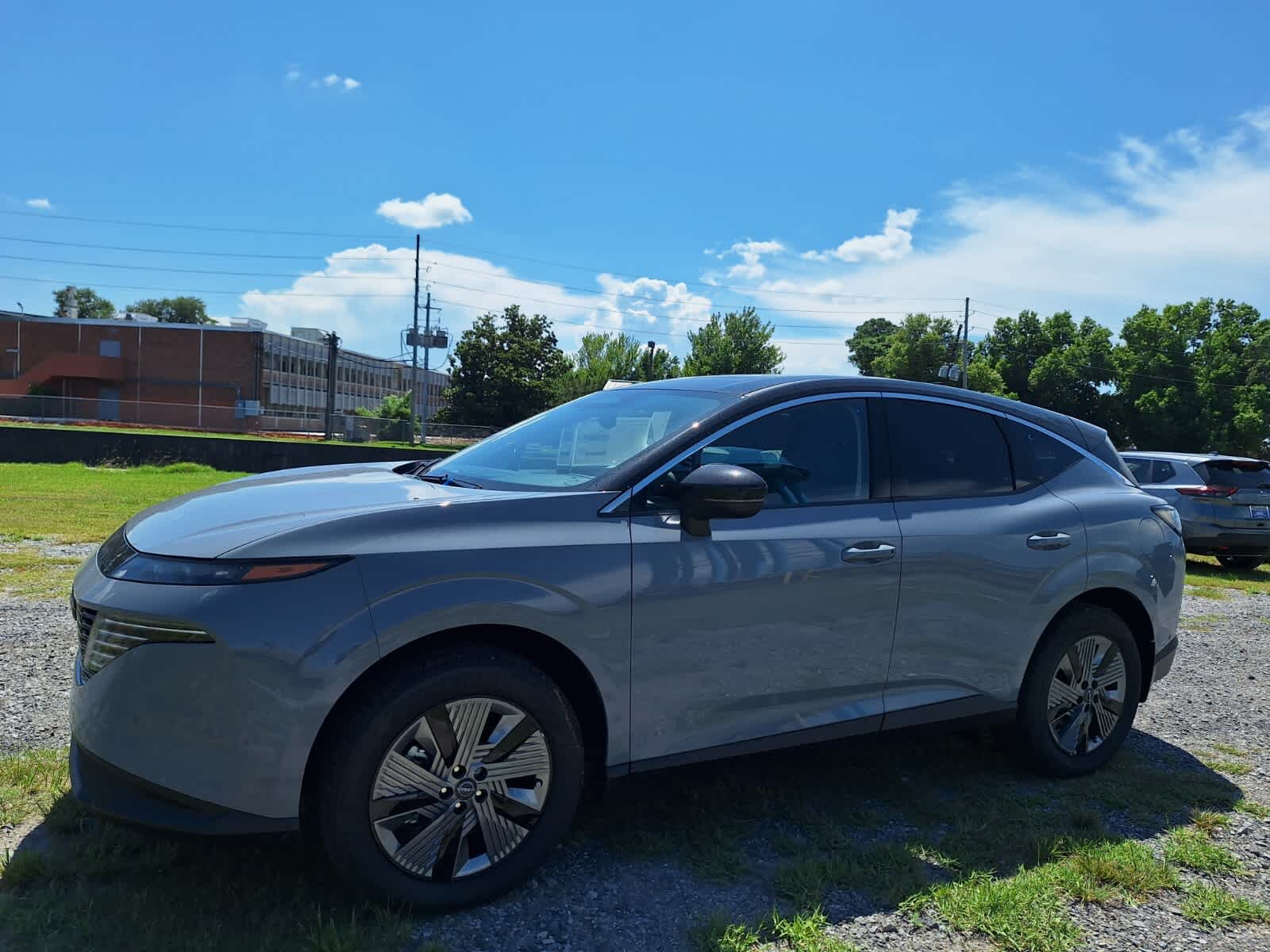 2025 Nissan Murano SL photo 9