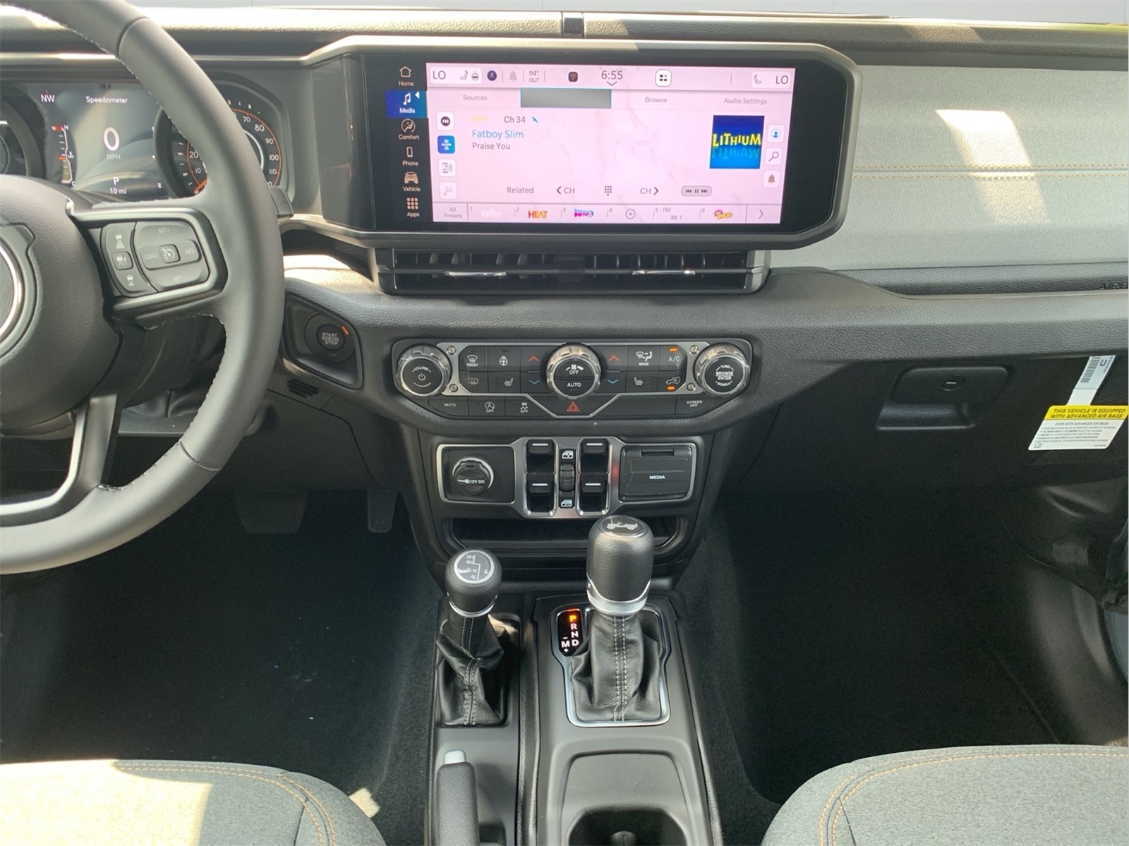 2025 Jeep Wrangler Sport S photo 23