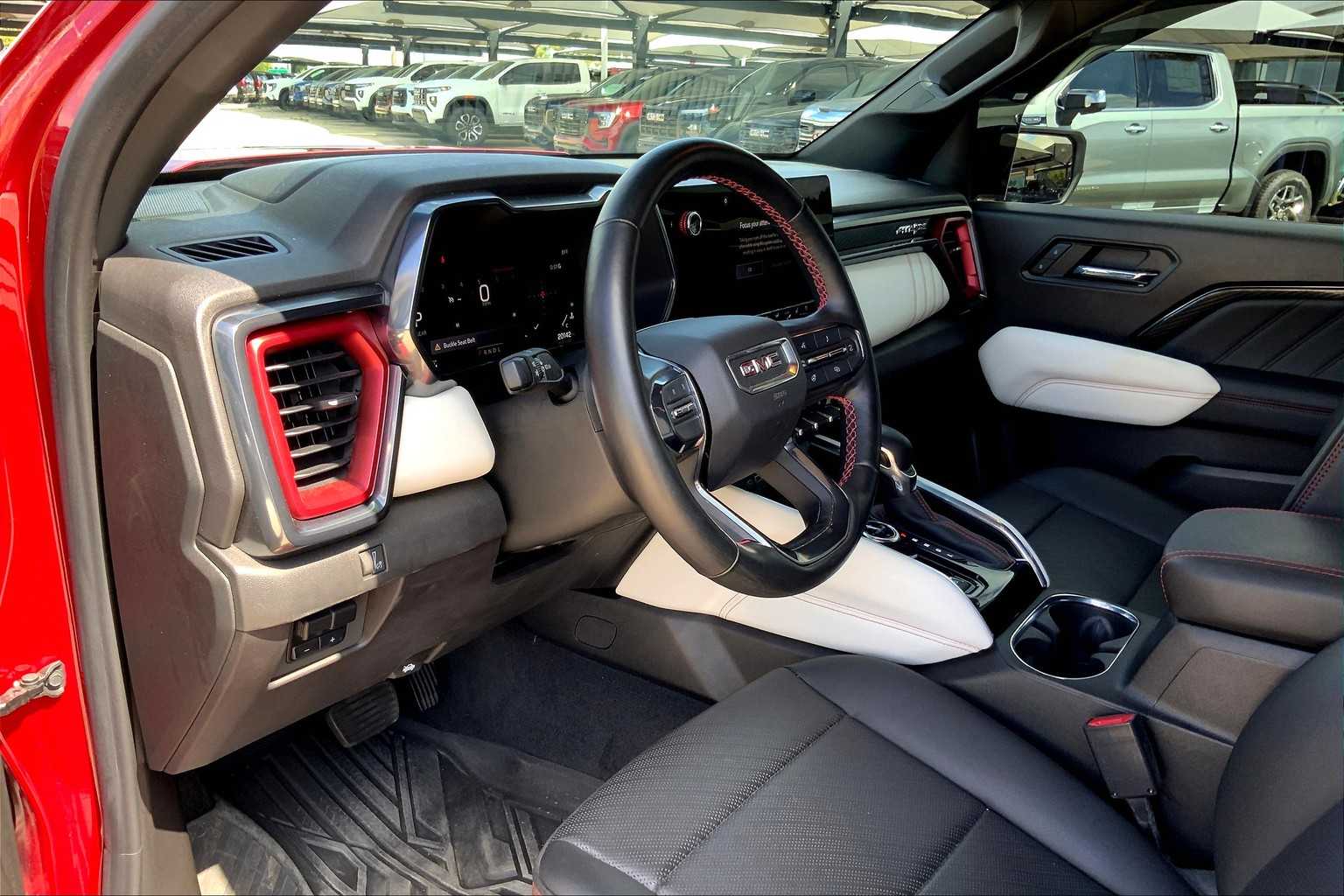 2023 Gmc Canyon AT4X photo 16