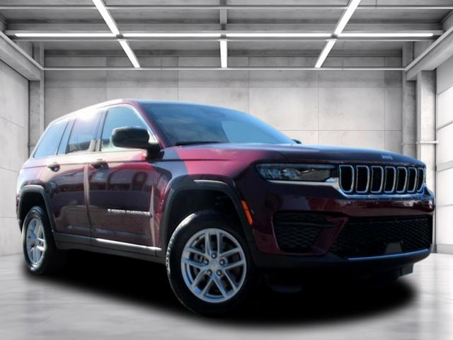 2025 Jeep Grand Cherokee Laredo's photo