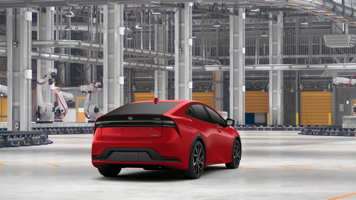 2026 Toyota Prius Plug-in Hybrid XSE photo 9