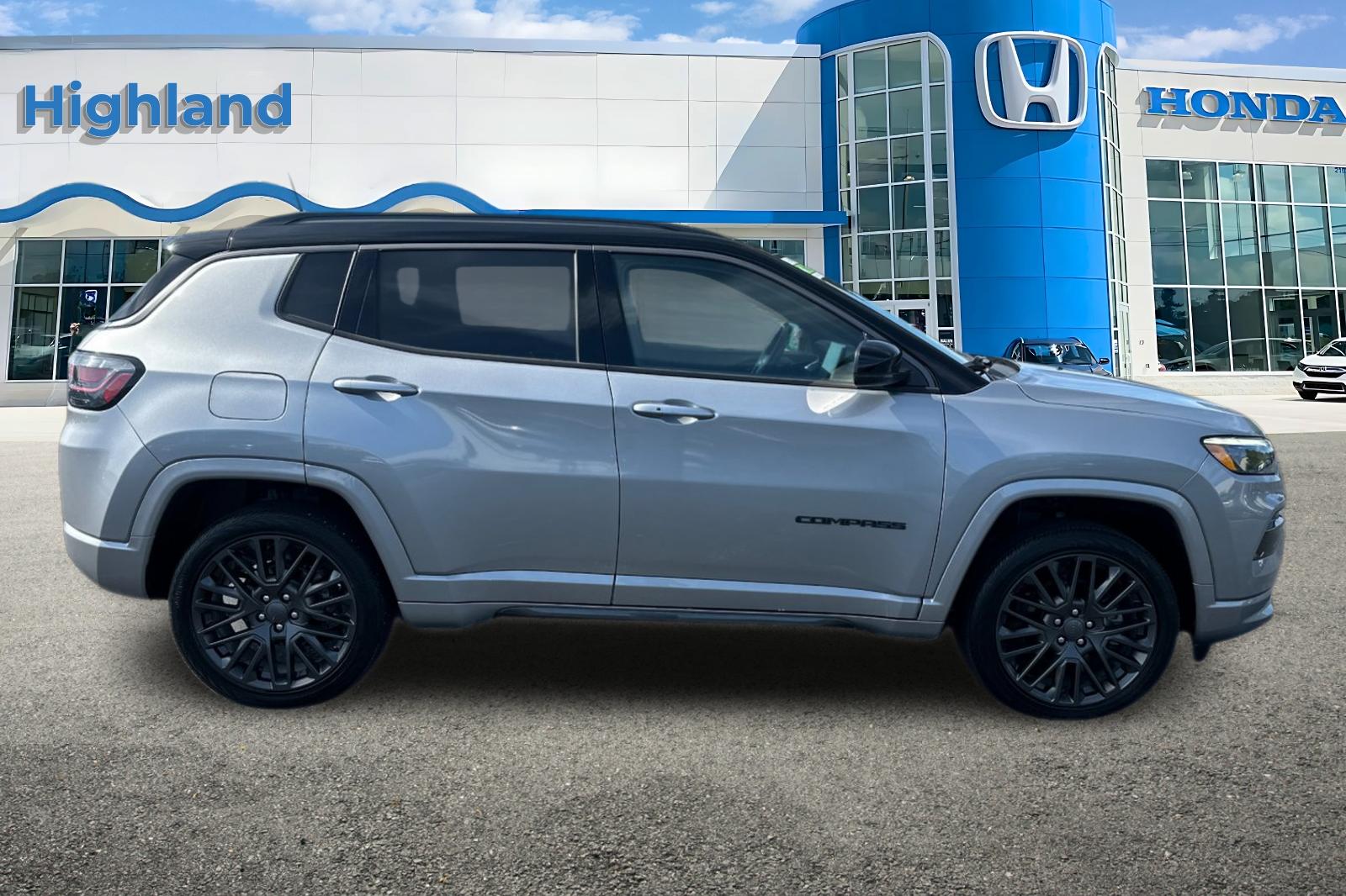 2022 Jeep Compass High Altitude photo 6