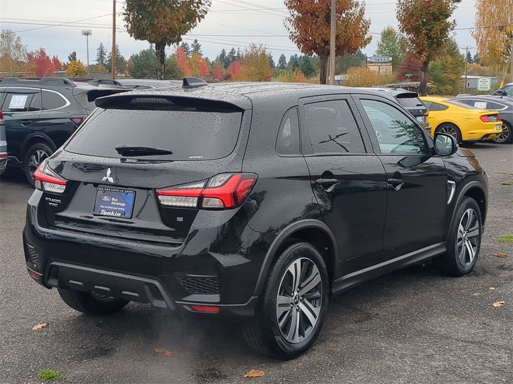 2024 Mitsubishi Outlander Sport SE photo 3