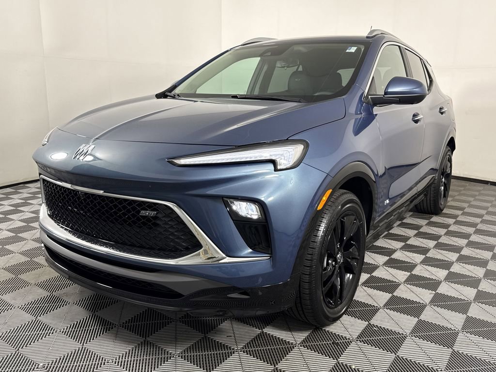 2026 Buick Encore GX Sport Touring photo 3