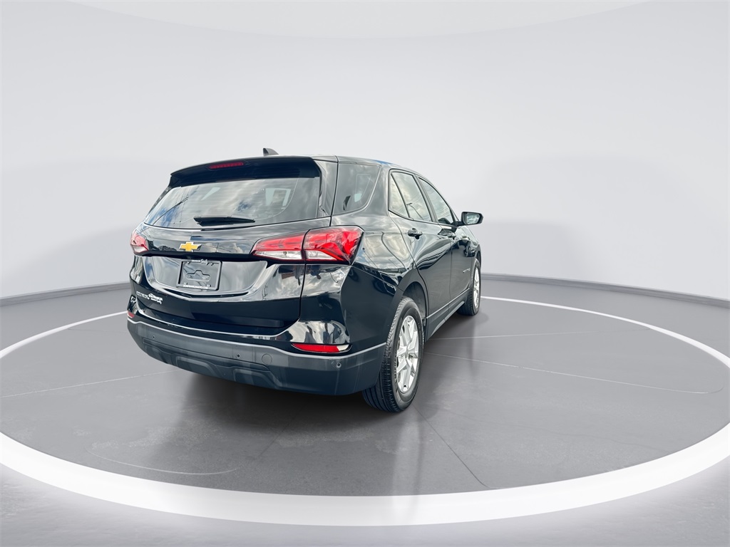 2024 Chevrolet Equinox LS photo 7
