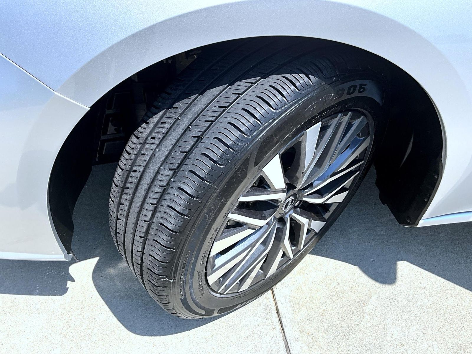 2024 Nissan Altima 2.5 SV photo 23