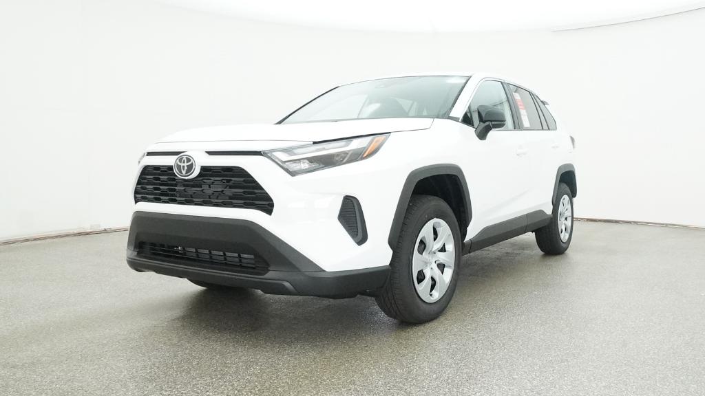 2025 Toyota RAV4 LE photo 4