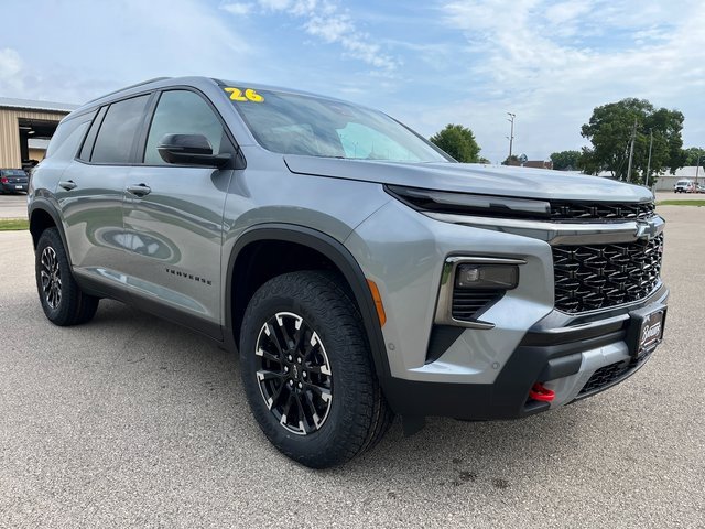 2026 Chevrolet Traverse Z71 photo 3
