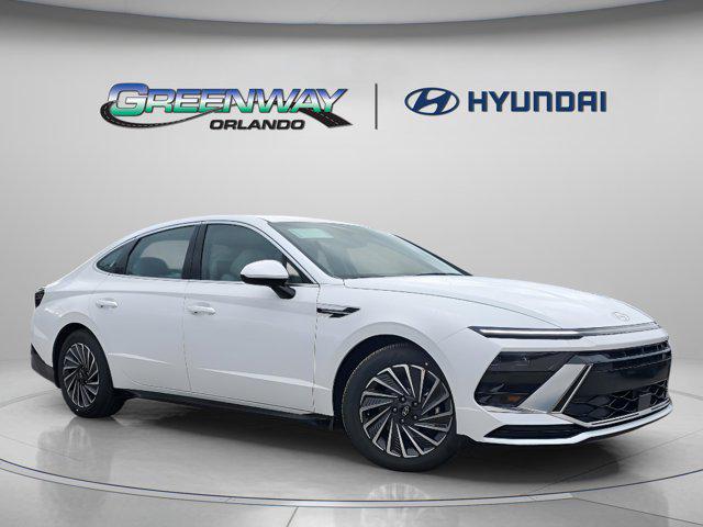 2025 Hyundai Sonata Hybrid SEL's photo
