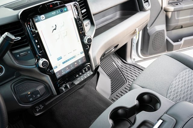 2025 Ram 2500 Tradesman photo 23