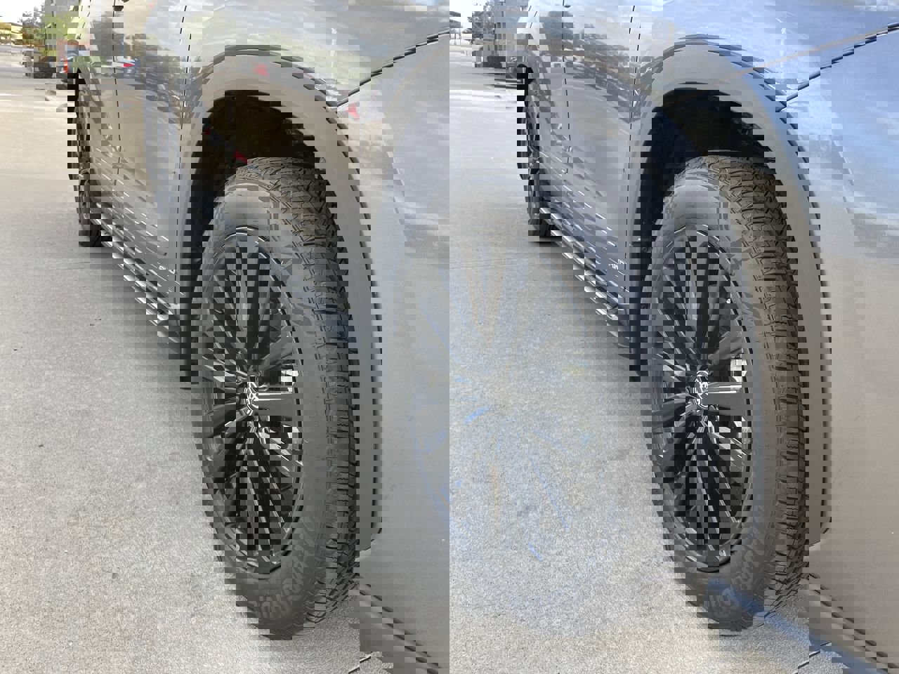 Certified 2025 Toyota Highlander Platinum with VIN 5TDEBRCH6SS663966 for sale in Kansas City