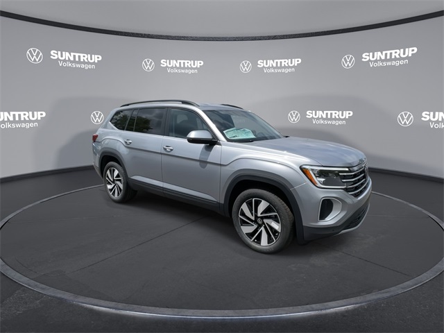 2025 Volkswagen Atlas SE Technology photo 2