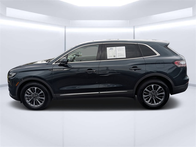 2023 Lincoln Nautilus Standard photo 6