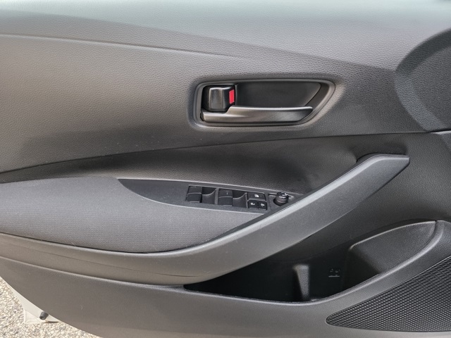 2023 Toyota Corolla LE photo 10