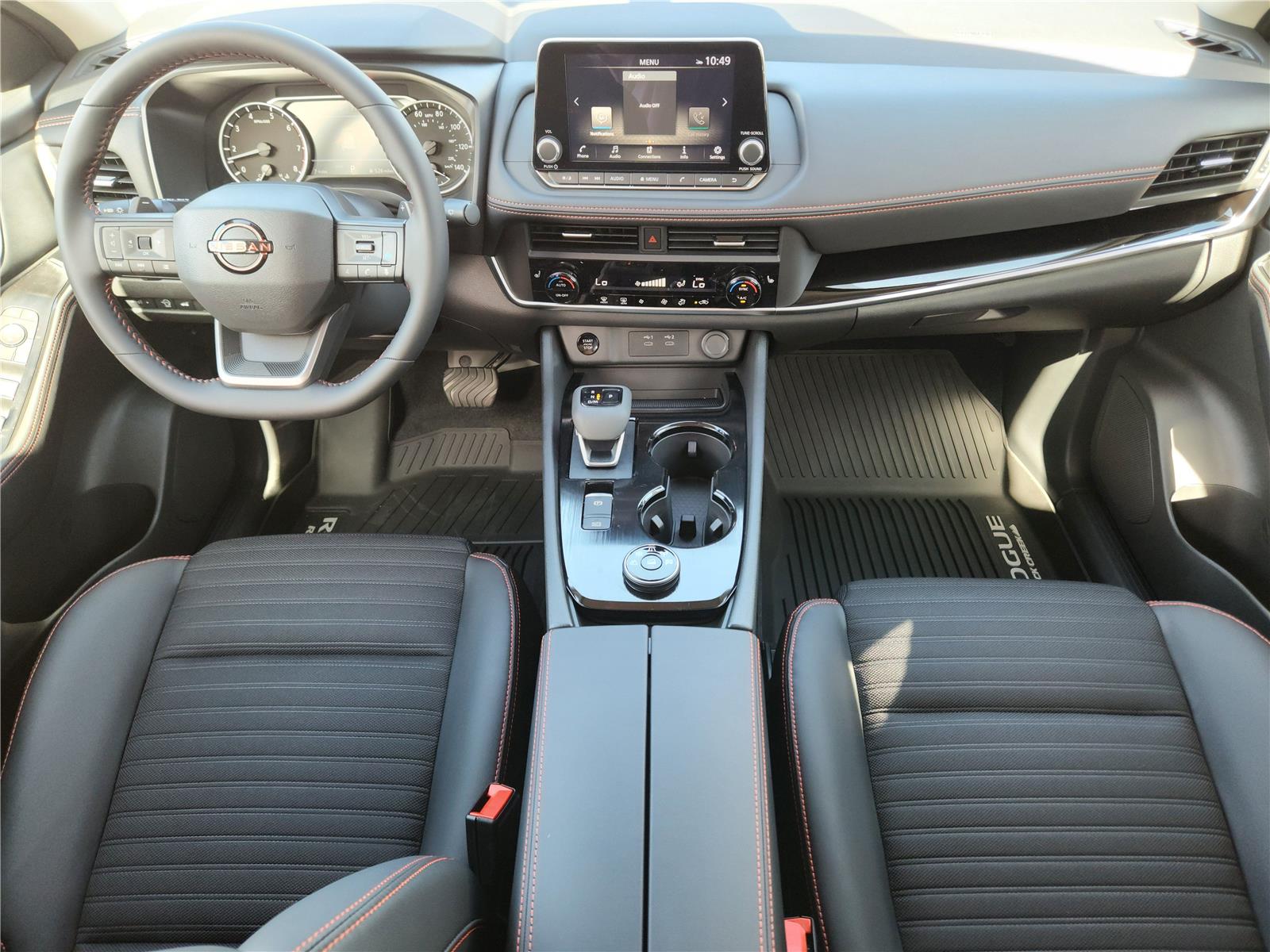 2026 Nissan Rogue SV photo 4