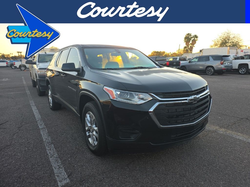 2021 Chevrolet Traverse LS's photo