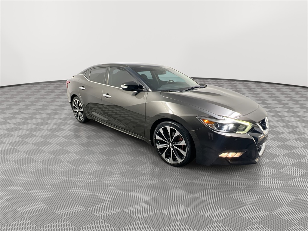 Used 2016 Nissan Maxima SR with VIN 1N4AA6AP5GC407018 for sale in Riviera Beach, FL