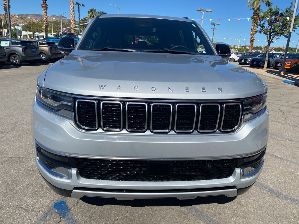 2024 Jeep Wagoneer L Series II photo 2